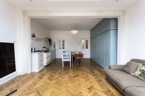 kitchen extension, strawberry hill, parquet flooring, deVol kitchen, Aga, exposed steelwork