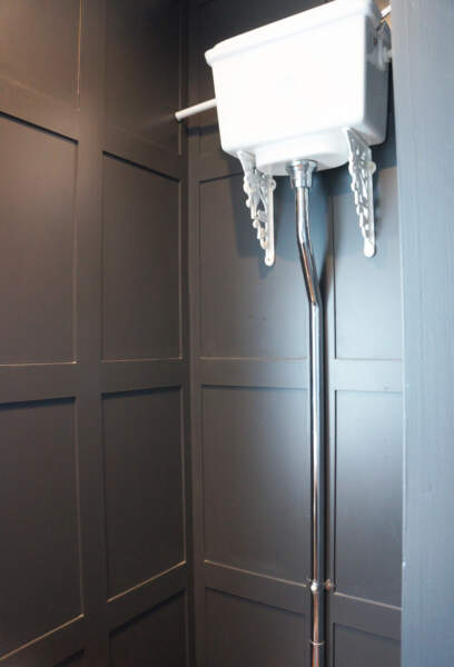 Elegant cloakroom