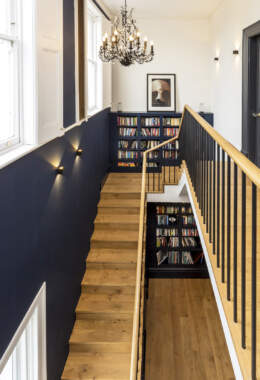 Haliford Manor first floor landing 3