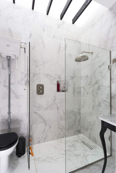 Haliford Manor master bathroom 3