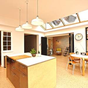 Contemporary kitchen extension