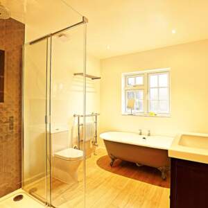 contemporary bathroom
